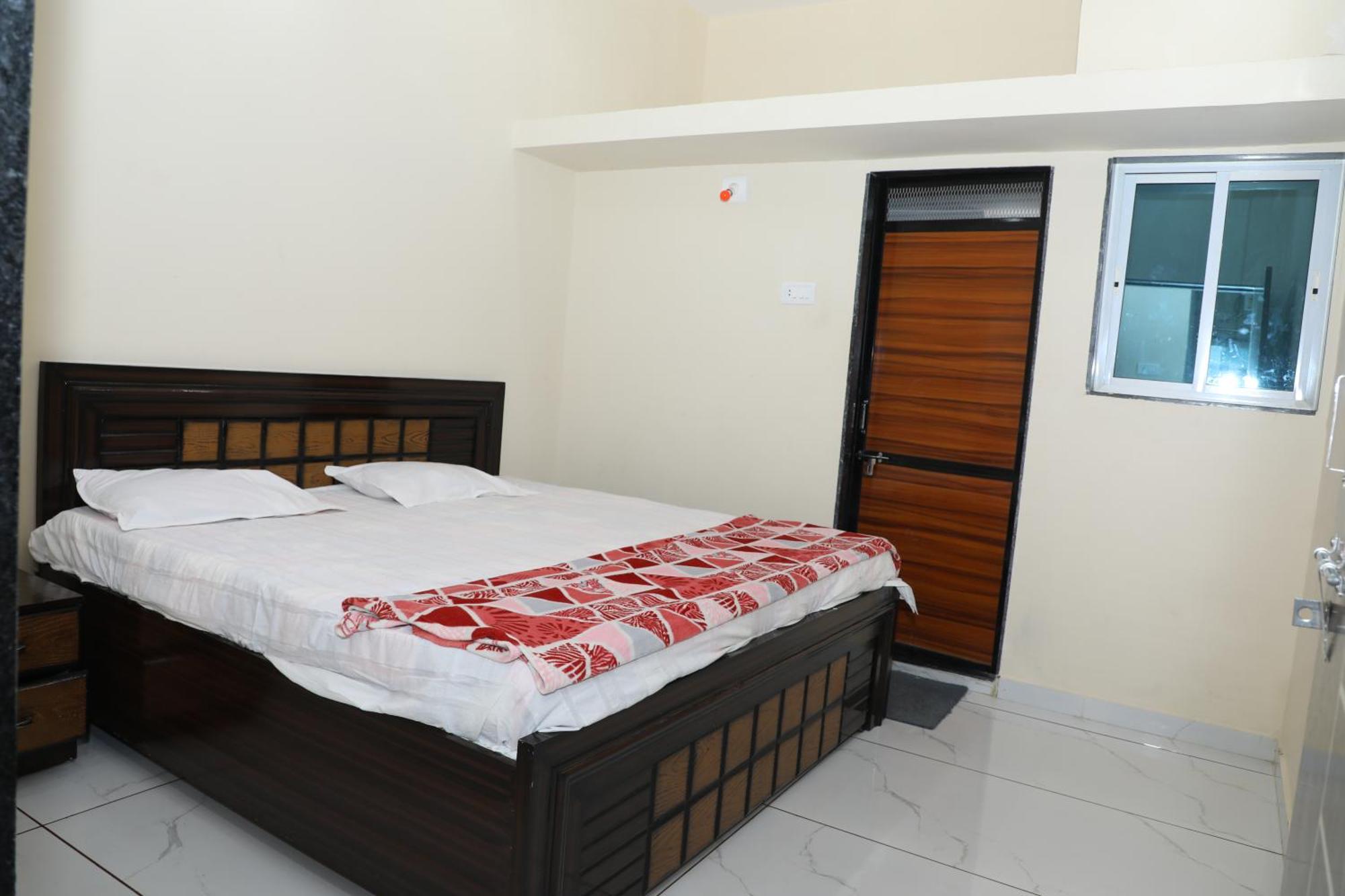 Aradhya Prime Home Stay Garudeshwar Екстер'єр фото